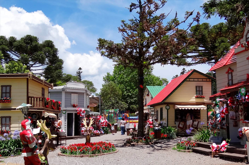 Gramado já está sendo decorada para o 36º Natal Luz - Portal Leouve